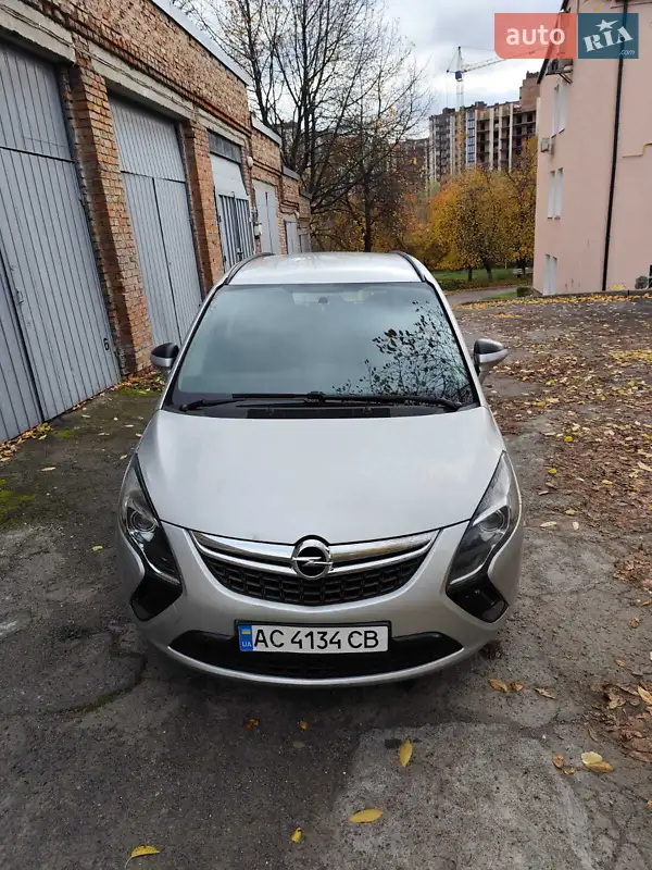 Opel Zafira 2013