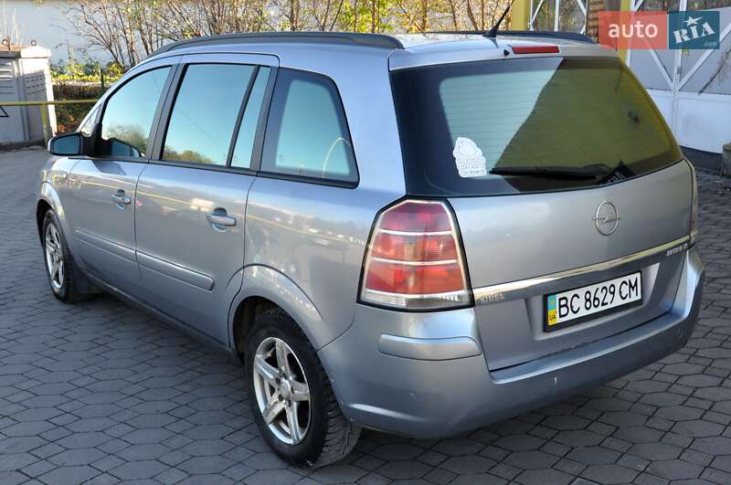 Мінівен Opel Zafira 2006 в Львові