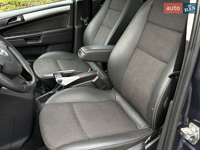 Минивэн Opel Zafira 2008 в Миргороде фото 17 Минивэн Opel Zafira 2008 в Миргороде