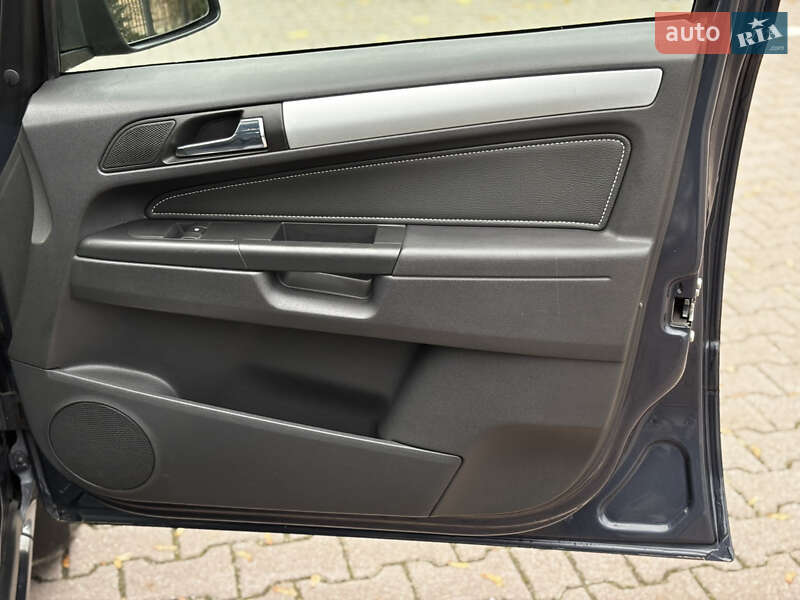 Минивэн Opel Zafira 2008 в Миргороде фото 26 Минивэн Opel Zafira 2008 в Миргороде