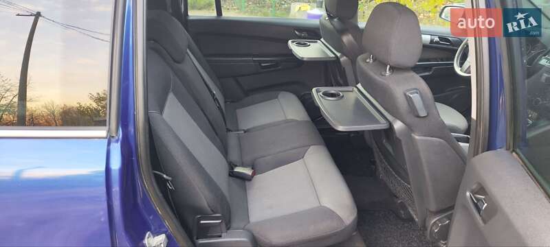 Минивэн Opel Zafira 2005 в Новоукраинке фото 73 Минивэн Opel Zafira 2005 в Новоукраинке
