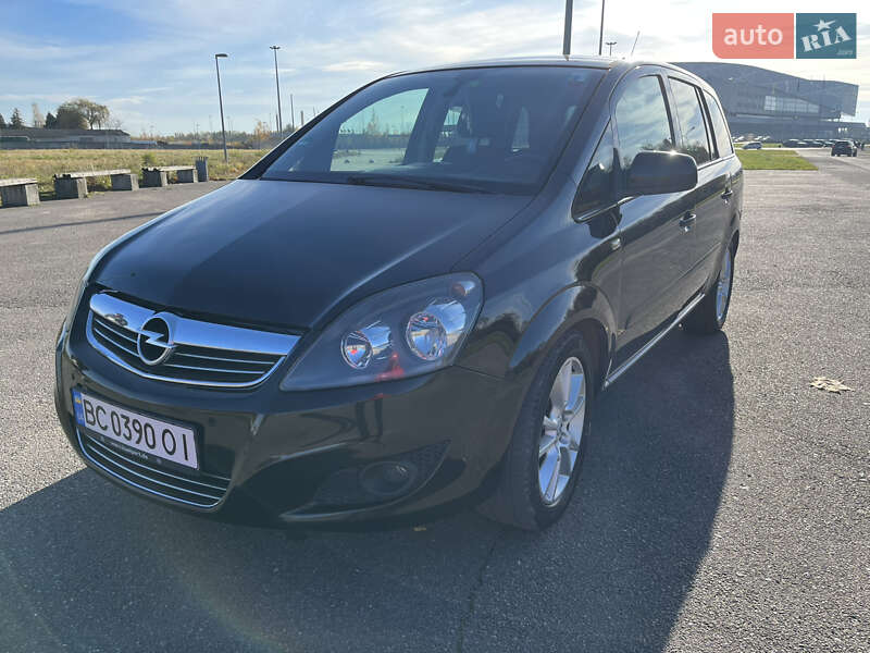 Мінівен Opel Zafira 2011 в Львові