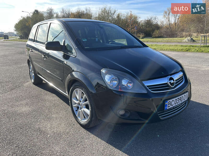 Мінівен Opel Zafira 2011 в Львові
