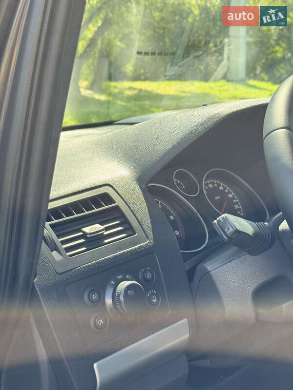 Минивэн Opel Zafira 2012 в Львове фото 30 Минивэн Opel Zafira 2012 в Львове
