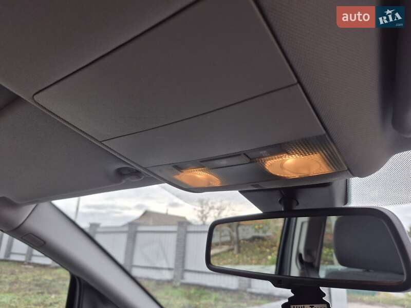 Минивэн Opel Zafira 2010 в Хороле фото 28 Минивэн Opel Zafira 2010 в Хороле
