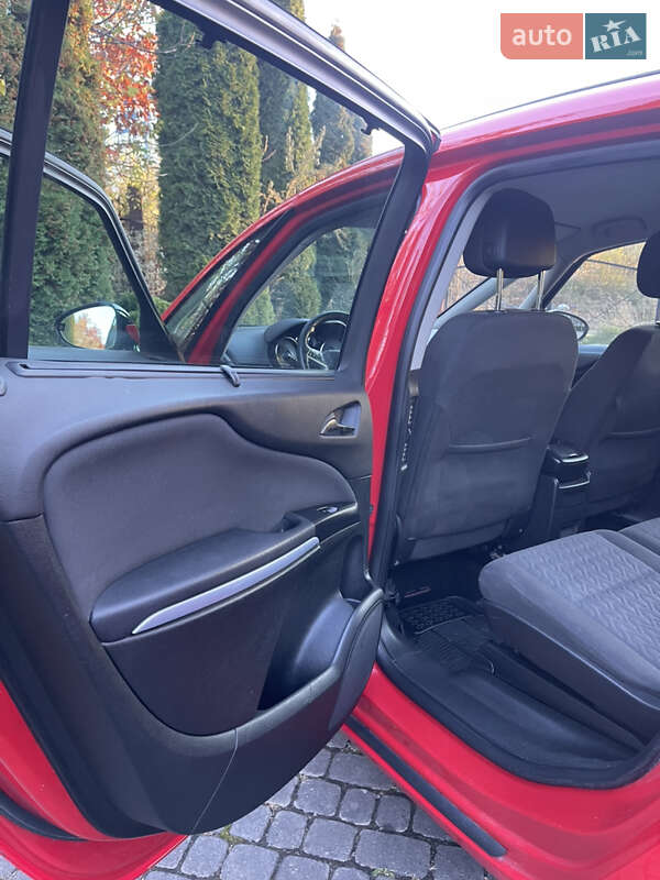 Минивэн Opel Zafira 2014 в Львове фото 34 Минивэн Opel Zafira 2014 в Львове