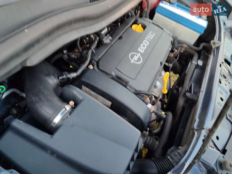 Минивэн Opel Zafira 2009 в Клевани фото 50 Минивэн Opel Zafira 2009 в Клевани