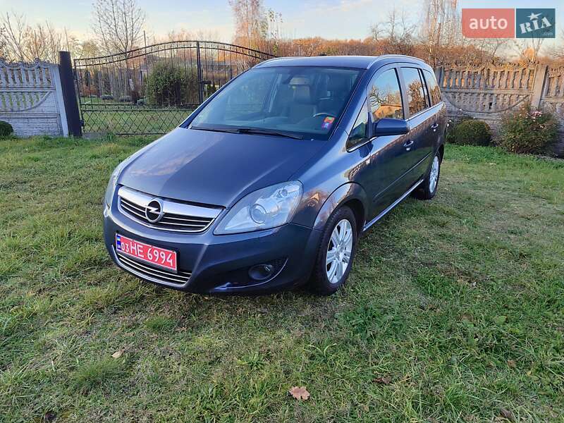 Минивэн Opel Zafira 2009 в Клевани фото 2 Минивэн Opel Zafira 2009 в Клевани