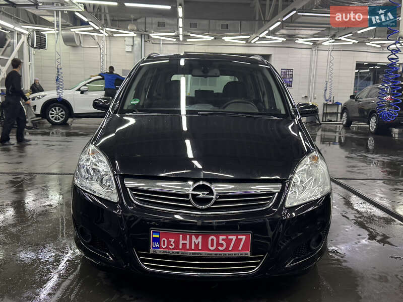 Минивэн Opel Zafira 2009 в Луцке фото 2 Минивэн Opel Zafira 2009 в Луцке