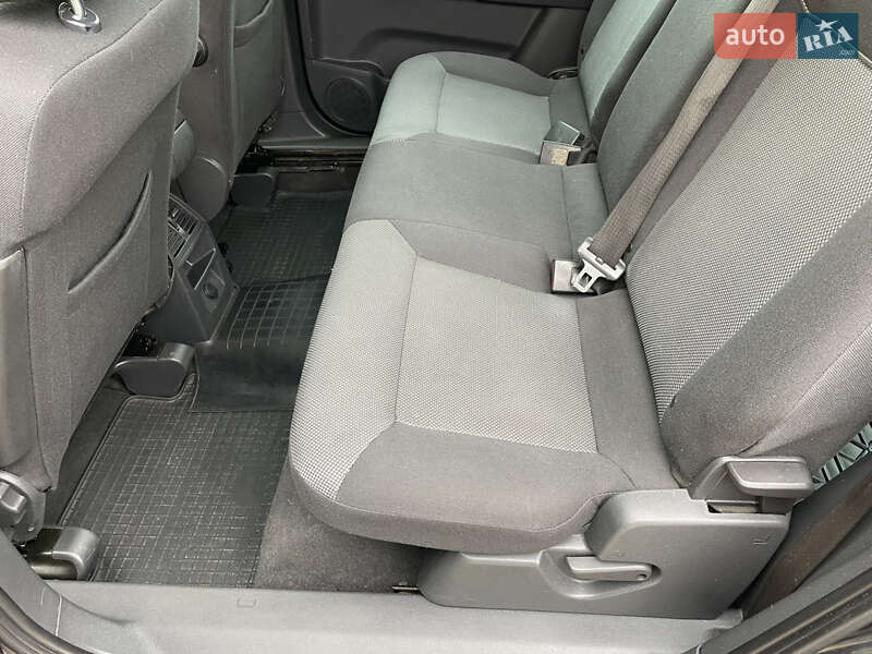 Минивэн Opel Zafira 2011 в Староконстантинове