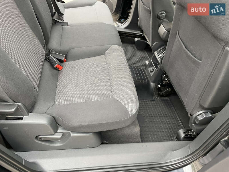 Минивэн Opel Zafira 2011 в Староконстантинове