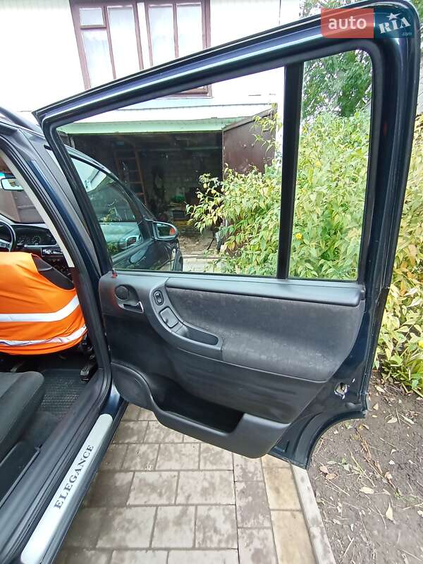 Минивэн Opel Zafira 2002 в Дубно