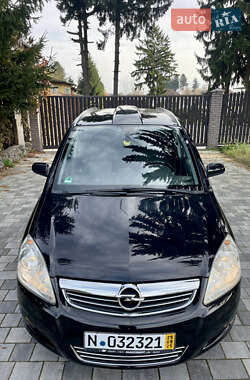 Минивэн Opel Zafira 2009 в Староконстантинове