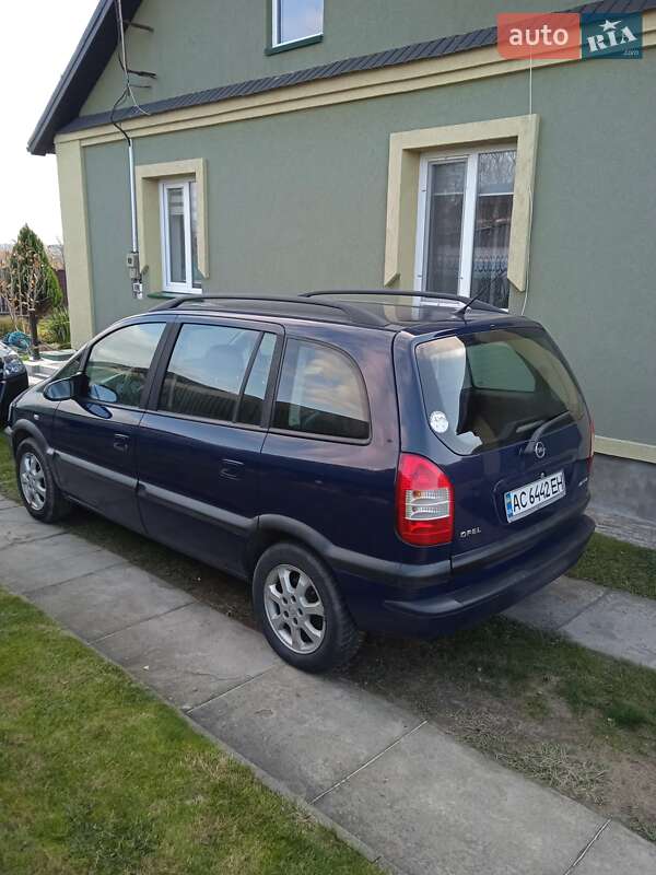 Минивэн Opel Zafira 2005 в Владимире