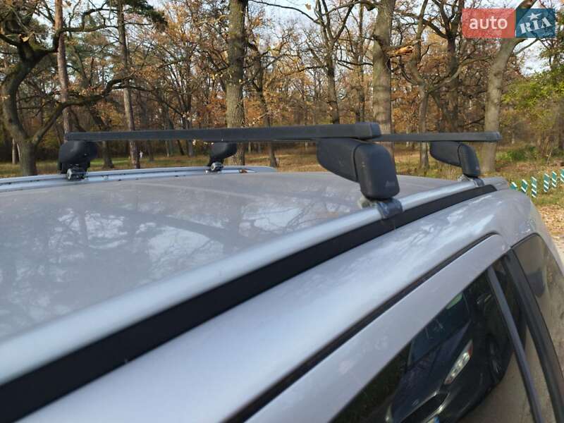 Минивэн Opel Zafira 2006 в Киеве