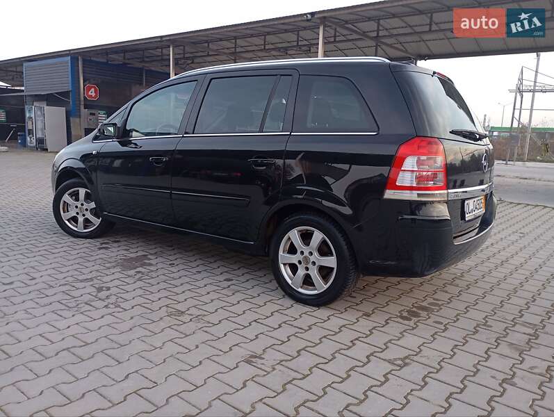 Мінівен Opel Zafira 2008 в Кам'янець-Подільському