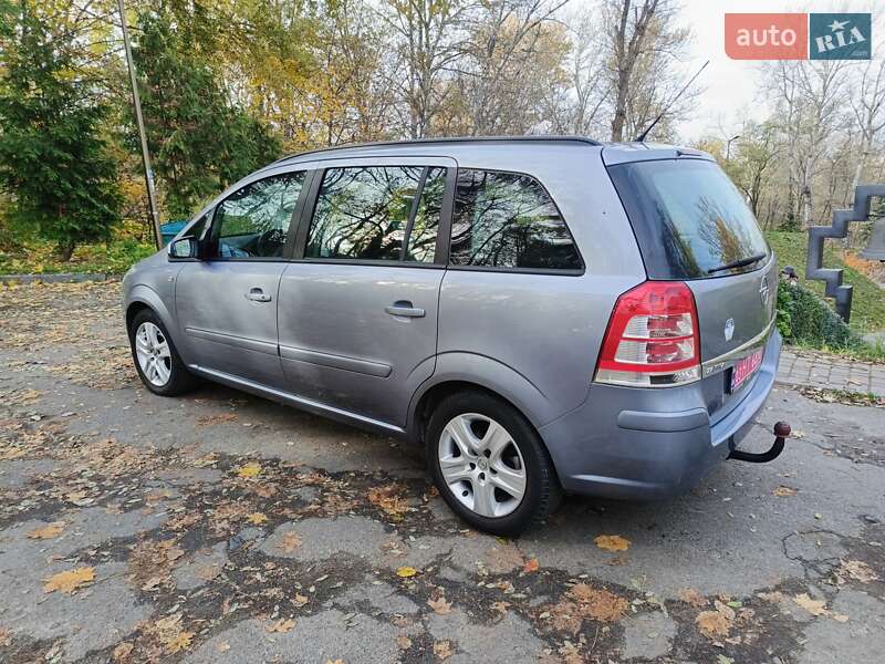 Мінівен Opel Zafira 2009 в Києві фото 7 Мінівен Opel Zafira 2009 в Києві