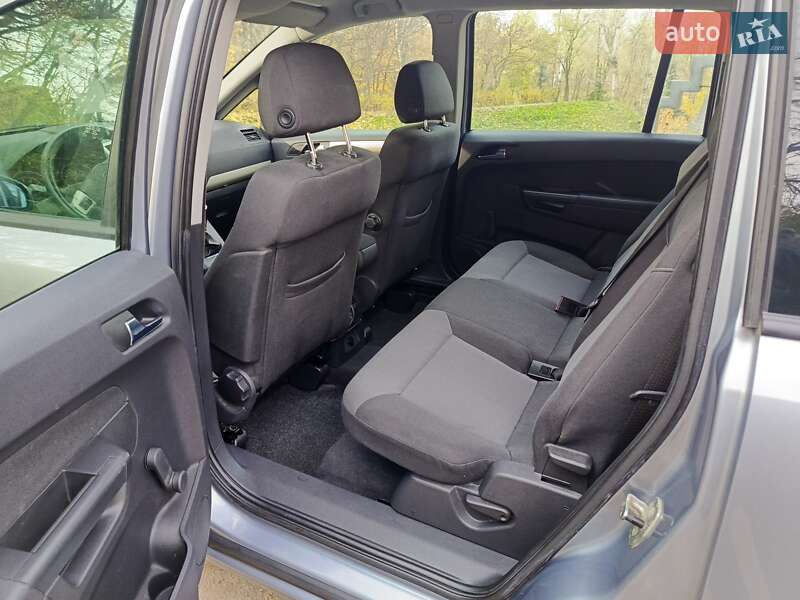 Мінівен Opel Zafira 2009 в Києві фото 26 Мінівен Opel Zafira 2009 в Києві
