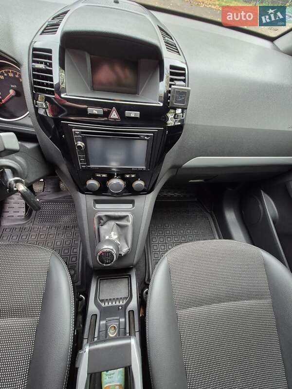 Минивэн Opel Zafira 2011 в Львове фото 39 Минивэн Opel Zafira 2011 в Львове