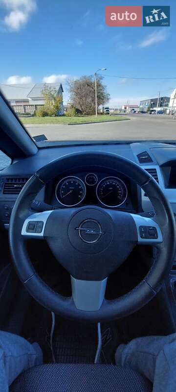 Мінівен Opel Zafira 2010 в Білій Церкві фото 15 Мінівен Opel Zafira 2010 в Білій Церкві