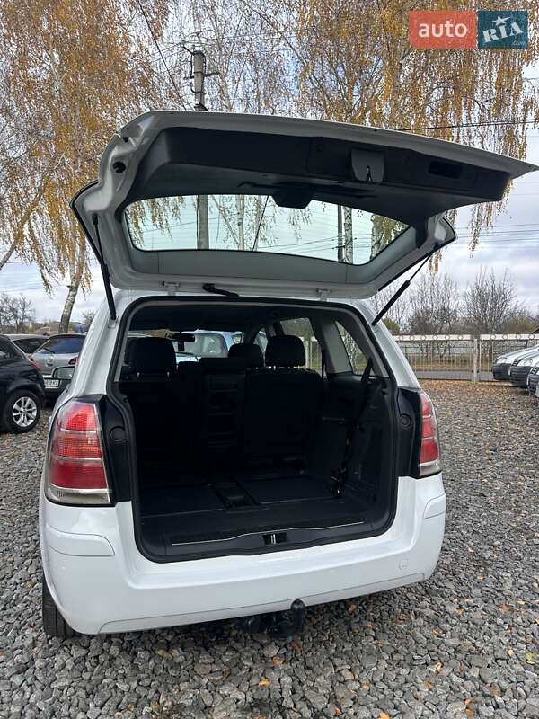 Мінівен Opel Zafira 2006 в Смілі