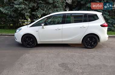 Микровэн Opel Zafira 2015 в Кременчуге
