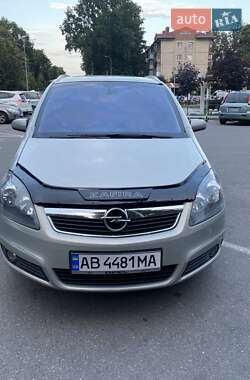 Минивэн Opel Zafira 2007 в Виннице
