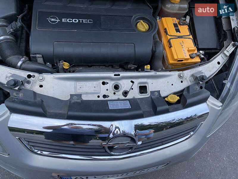 Минивэн Opel Zafira 2007 в Виннице