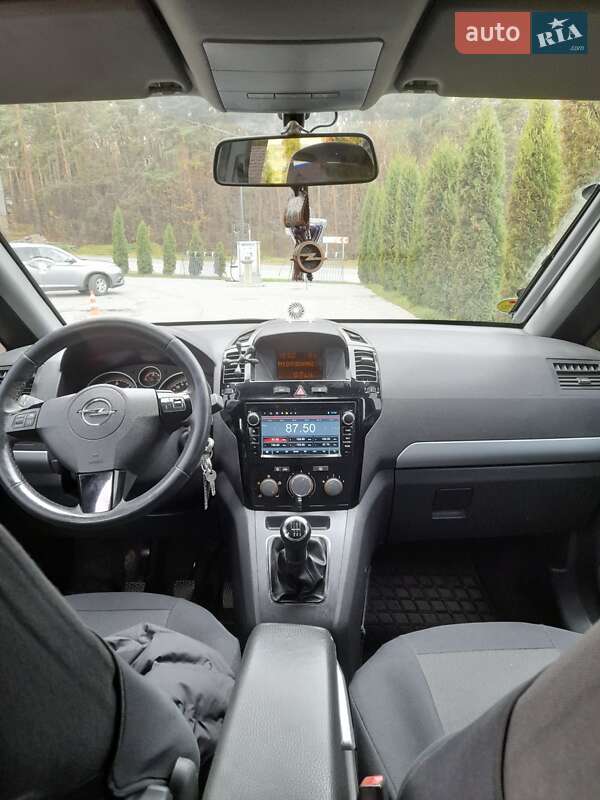 Минивэн Opel Zafira 2010 в Бучаче фото 8 Минивэн Opel Zafira 2010 в Бучаче