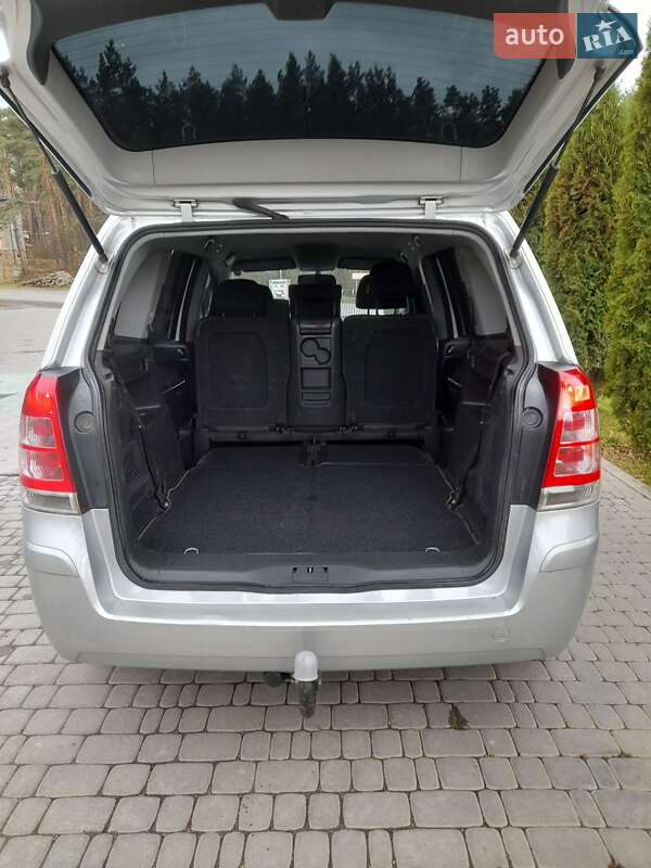 Минивэн Opel Zafira 2010 в Бучаче фото 14 Минивэн Opel Zafira 2010 в Бучаче