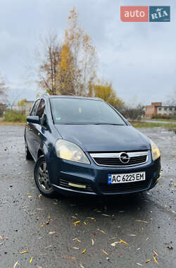 Минивэн Opel Zafira 2006 в Луцке