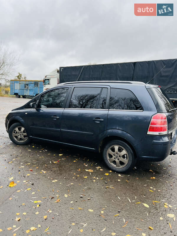 Минивэн Opel Zafira 2006 в Луцке фото 5 Минивэн Opel Zafira 2006 в Луцке