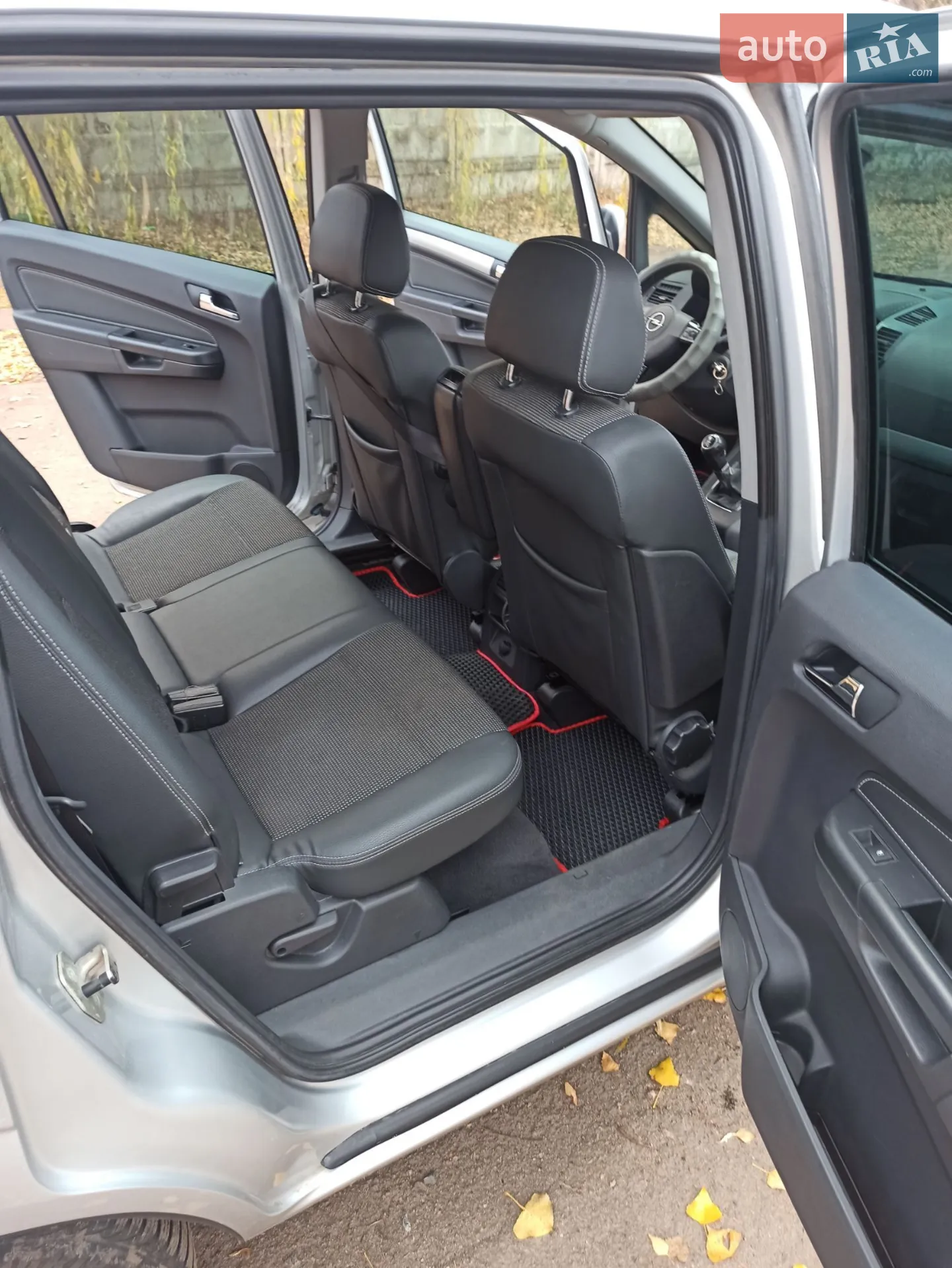 2011 Opel Zafira - мініатюра 19