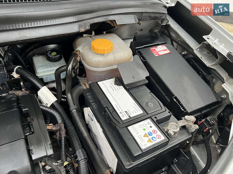 Минивэн Opel Zafira 2007 в Виннице