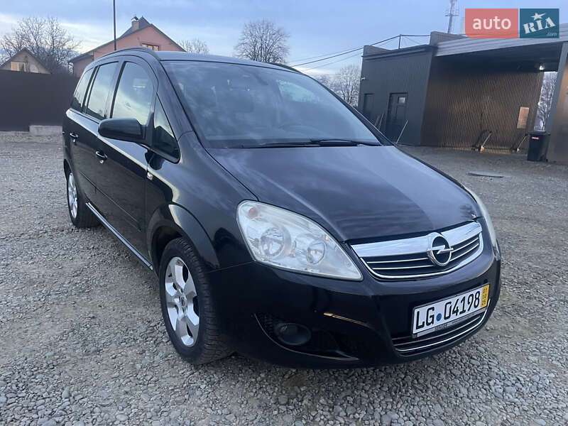 Минивэн Opel Zafira 2008 в Калуше