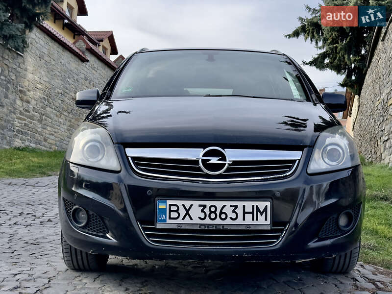 Минивэн Opel Zafira 2009 в Каменец-Подольском