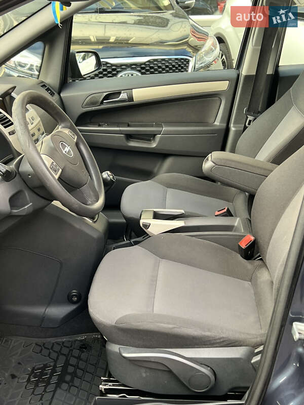 Минивэн Opel Zafira 2008 в Одессе фото 18 Минивэн Opel Zafira 2008 в Одессе