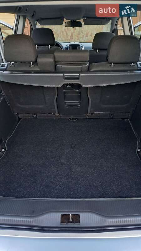 Минивэн Opel Zafira 2010 в Тернополе фото 23 Минивэн Opel Zafira 2010 в Тернополе