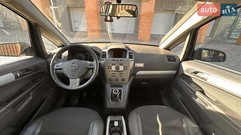 Минивэн Opel Zafira 2007 в Белой Церкви