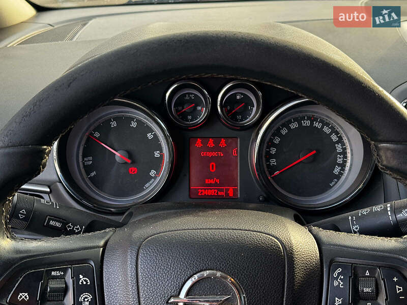 Минивэн Opel Zafira 2012 в Харькове