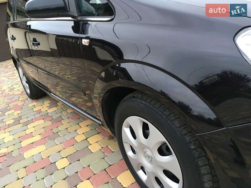 Минивэн Opel Zafira 2009 в Харькове