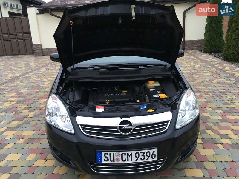 Минивэн Opel Zafira 2009 в Харькове