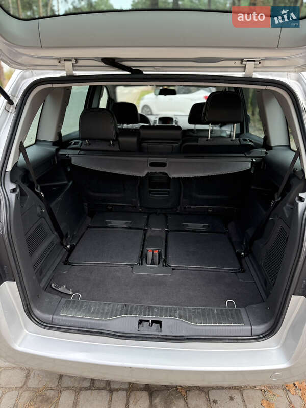 Минивэн Opel Zafira 2010 в Львове