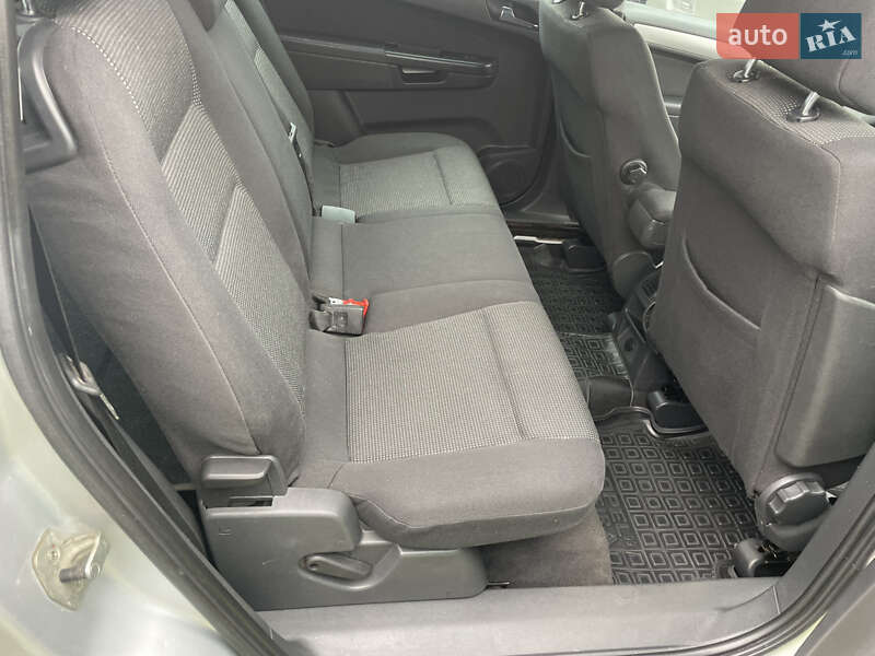 Минивэн Opel Zafira 2008 в Староконстантинове