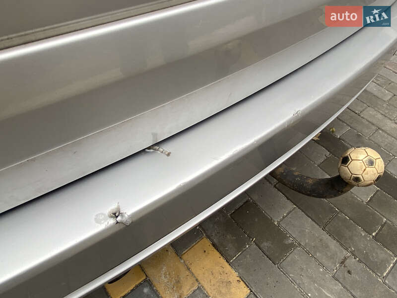 Минивэн Opel Zafira 2005 в Кривом Роге