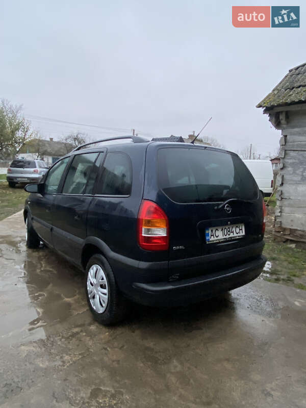 Минивэн Opel Zafira 2002 в Ковеле