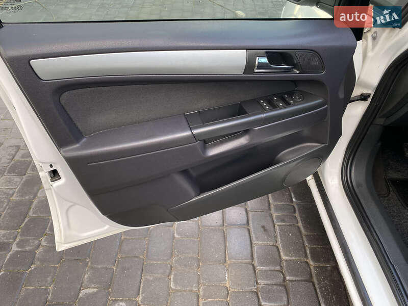 Минивэн Opel Zafira 2013 в Любомле фото 44 Минивэн Opel Zafira 2013 в Любомле