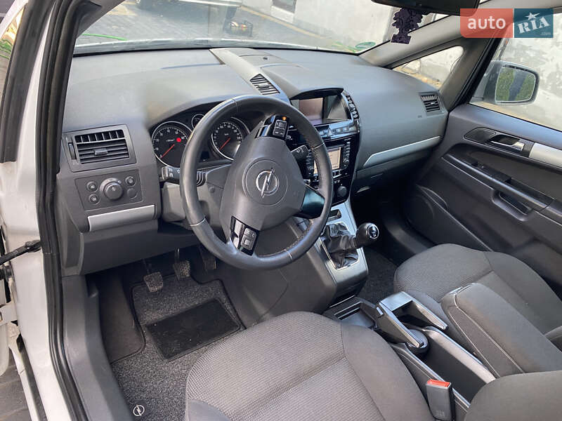 Минивэн Opel Zafira 2013 в Любомле фото 47 Минивэн Opel Zafira 2013 в Любомле