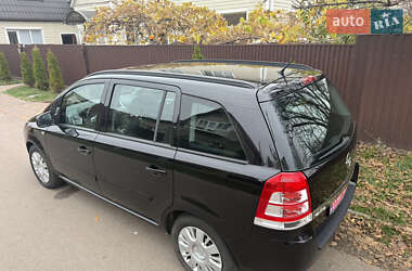 Мінівен Opel Zafira 2010 в Борисполі