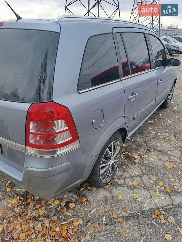 Минивэн Opel Zafira 2007 в Дергачах фото 4 Минивэн Opel Zafira 2007 в Дергачах
